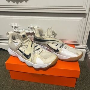 Nike Kyrie 3 "All Star" trainers in white and black